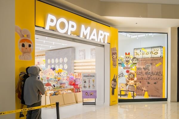 POP MART Opens New Store in Glendale Galleria