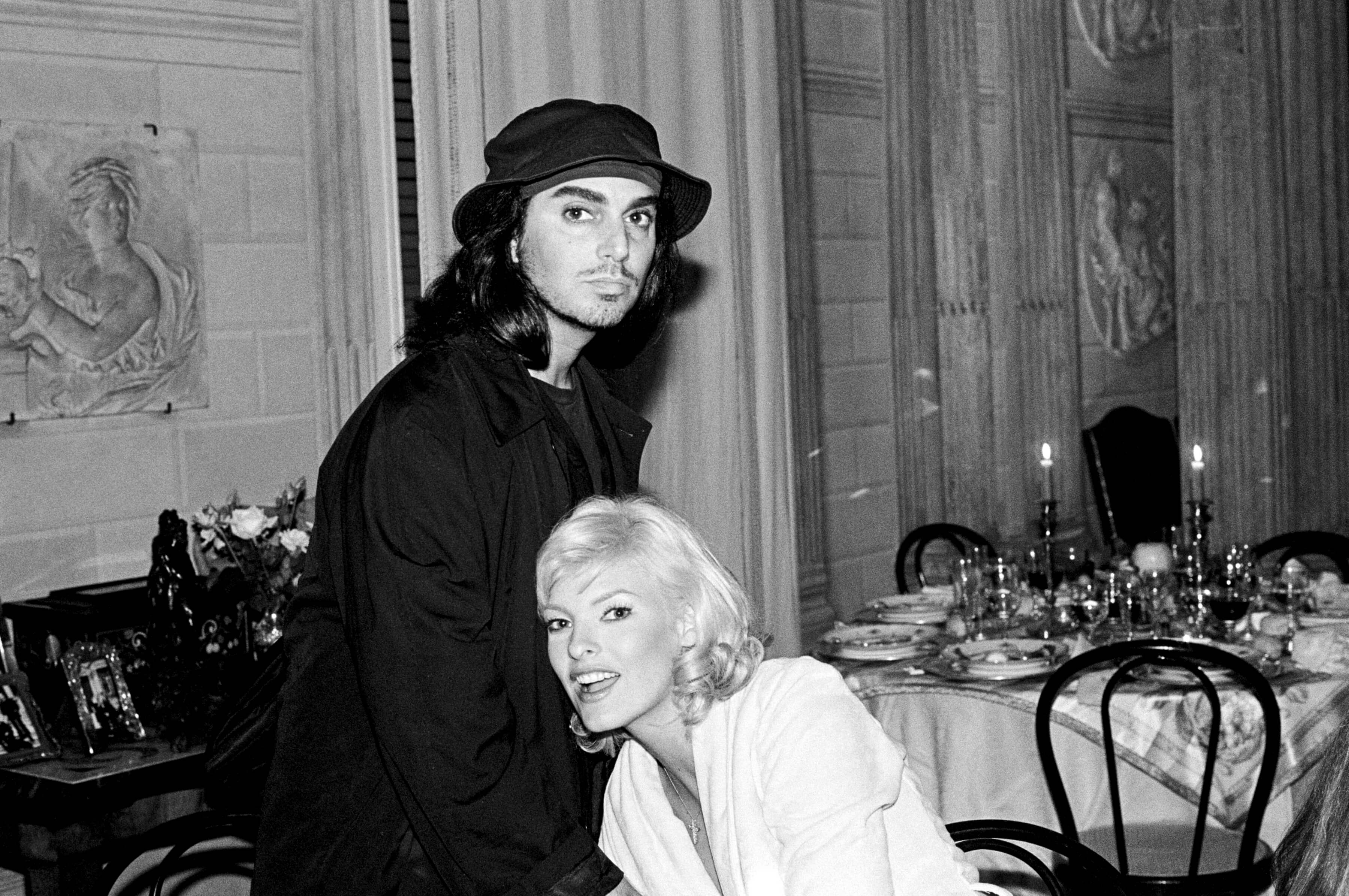 Linda Evangelista photographed by Arthur Elgort for Vogue