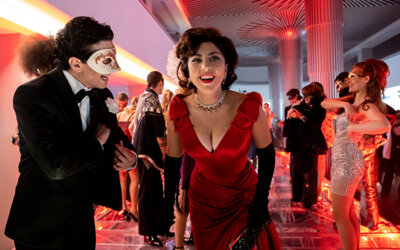See the Movie, See the Fashions