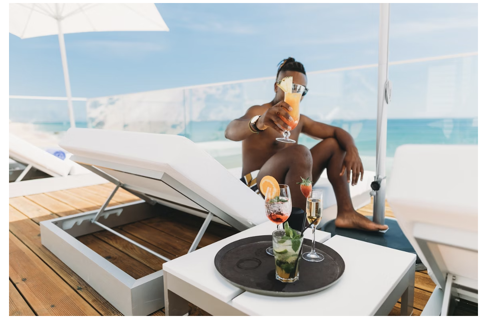9 Tips for Booking Luxury Vacation Rentals