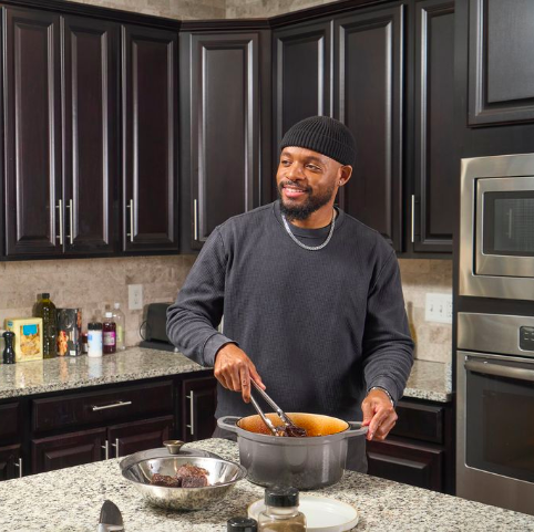 Davon Moseley – Let’s Get Into It